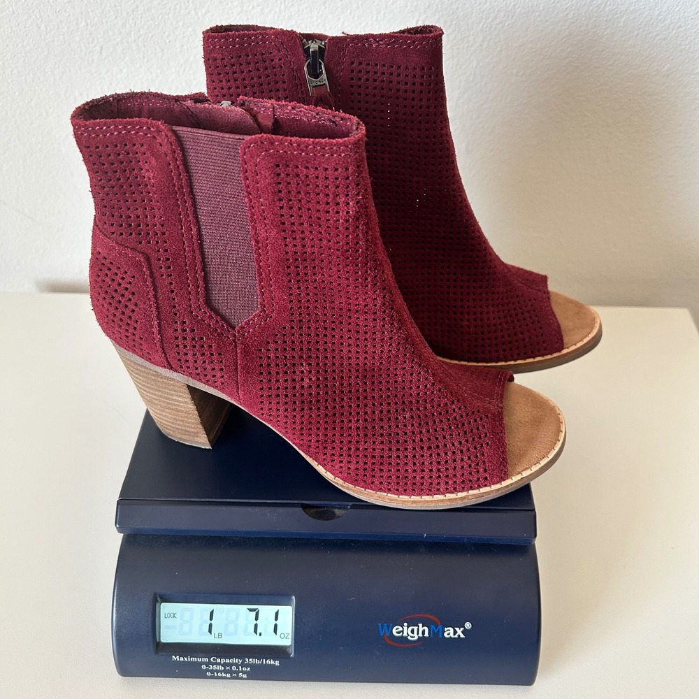 Toms Burgundy Perforated Peep-Toe Ankle Booties Size 6 - Picture 9 of 9